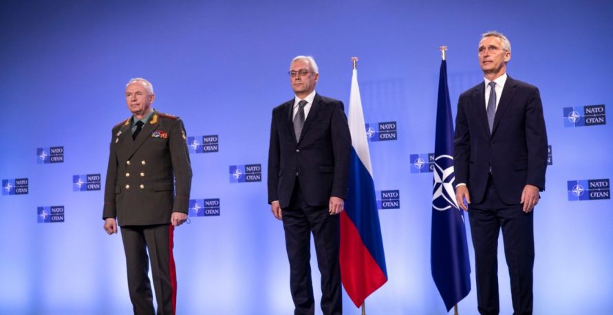 جدل أوروبي واسع: الناتو لم يلتزم باتفاقه مع روسيا